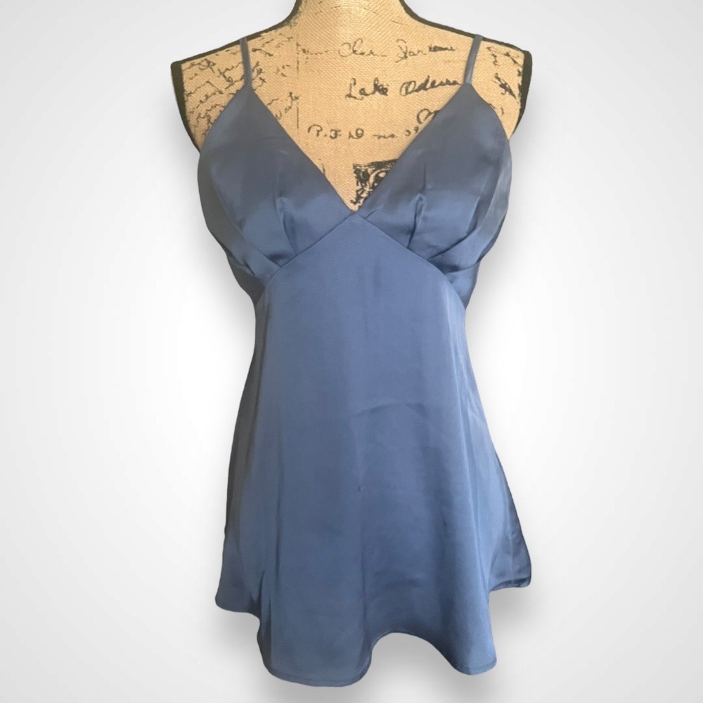 DOE & RAE Blue Satin Spaghetti Strap Camisole Top New With Tags